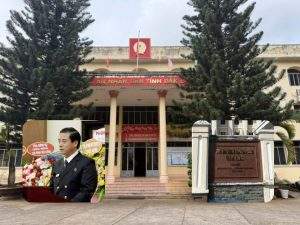 Một loạt cán bộ Toà án bị bắt giữ